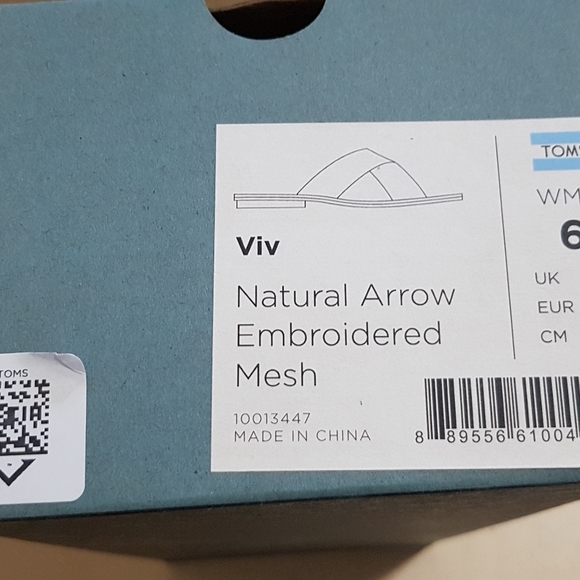 Tom's Natural Arrow Embroidered Mesh Sandals - Picture 2 of 5